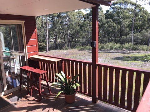 Loma Cottages - Accommodation Guide 4