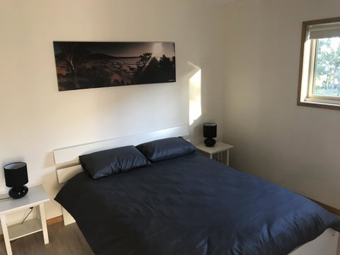 Loma Cottages - Accommodation Guide 7