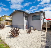 Bircoo Cottage Beach and Golf Getaway - Accommodation Asia