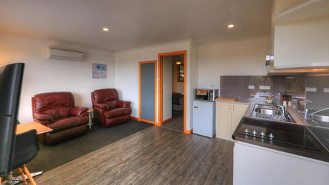 Sweetwater Villas - Accommodation China 25