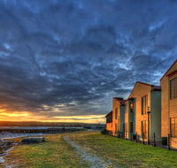 Stanley Village Waterfront Accommodation - Accommodation Asia