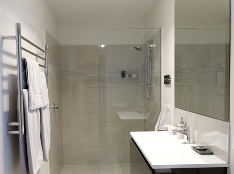 Oceana B&B - Accommodation Guide 8