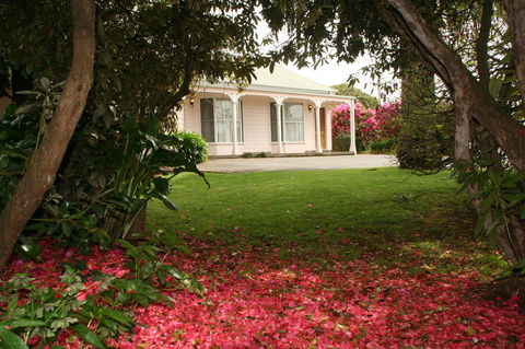 Anabel\'s Of Scottsdale - Accommodation Guide 27
