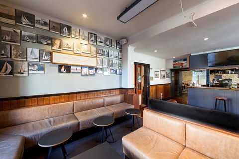 Customs House Hotel - Accommodation Asia 1