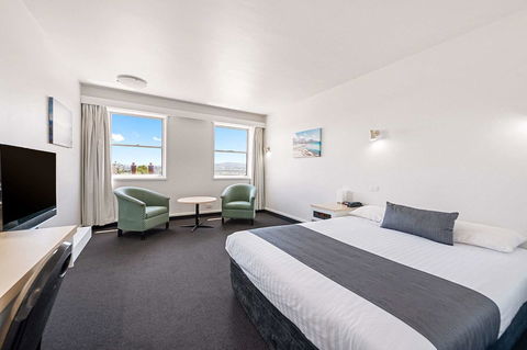 Coach House Launceston - Accommodation Asia 5