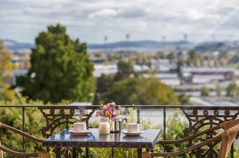 Coach House Launceston - Accommodation Asia 27