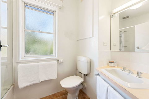 Coach House Launceston - Accommodation Asia 21