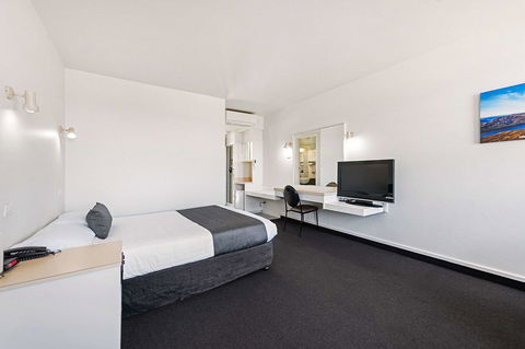 Coach House Launceston - Accommodation Asia 17