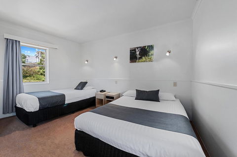 Coach House Launceston - Accommodation Asia 10
