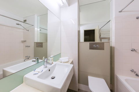 Best Western Plus Launceston - Accommodation Asia 10