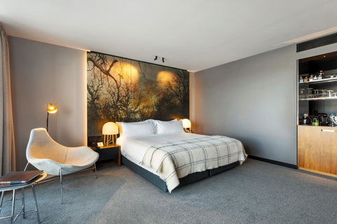 MACq 01 Hotel - Accommodation Guide 10