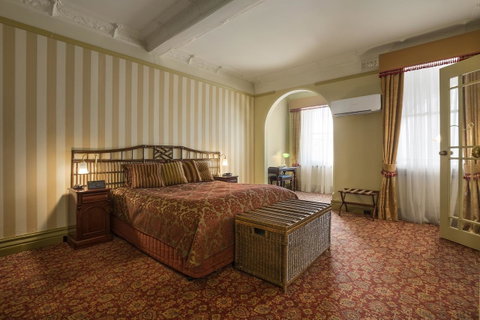Hadley\'s Orient Hotel - Accommodation Guide 26