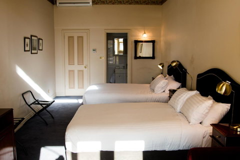 The Macquarie Hobart - Accommodation Guide 23