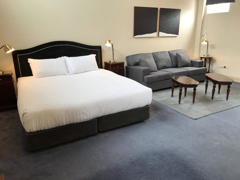 The Macquarie Hobart - Accommodation Guide 6