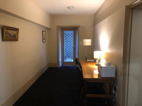 The Macquarie Hobart - Accommodation Guide 1