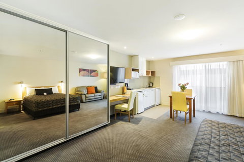 The Old Woolstore Apartment Hotel - Accommodation Asia 21