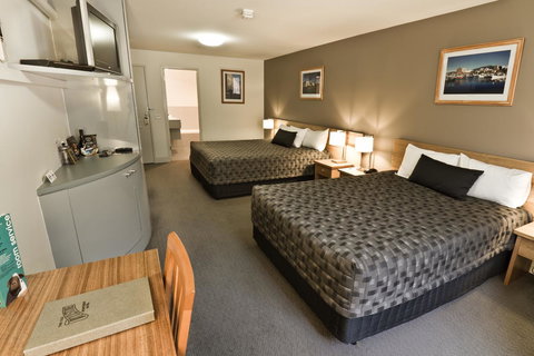 The Old Woolstore Apartment Hotel - Accommodation Asia 10