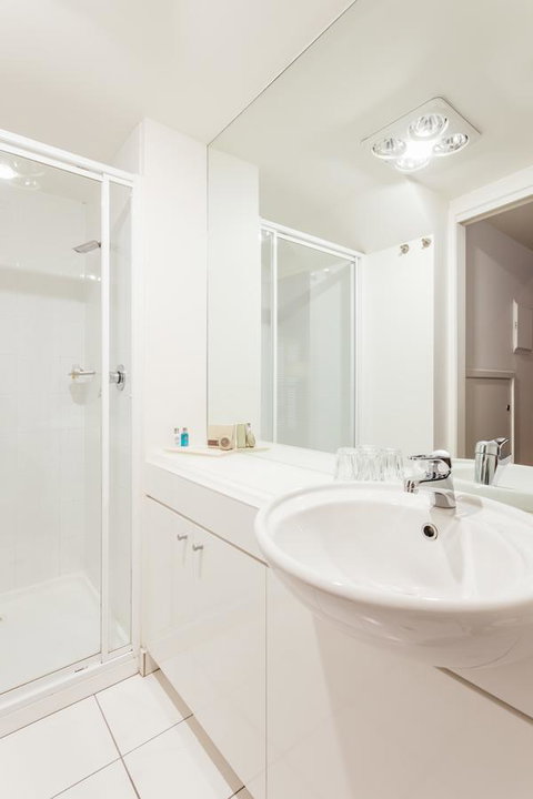 The Henry Jones Art Hotel - Accommodation Guide 37