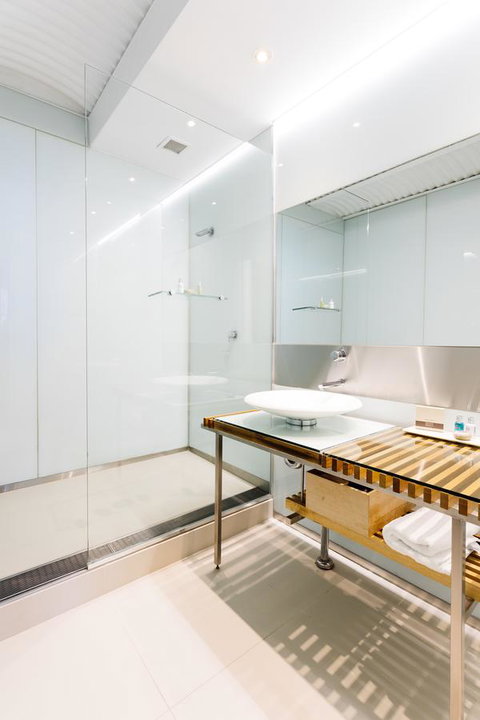 The Henry Jones Art Hotel - Accommodation Guide 43