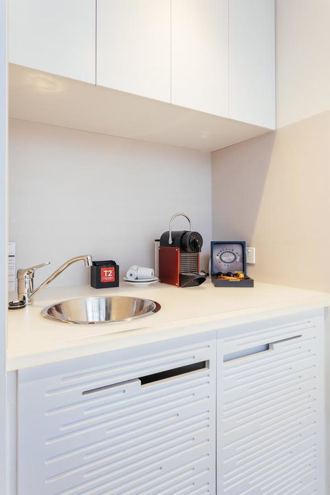 The Henry Jones Art Hotel - Accommodation Guide 35