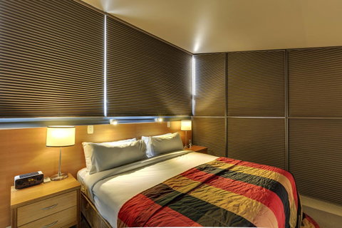 The Henry Jones Art Hotel - Accommodation Guide 29