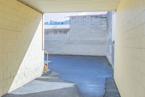 4 Bedroom House - Hobart CBD - Free Parking - Free WIFI - Accommodation Asia 26