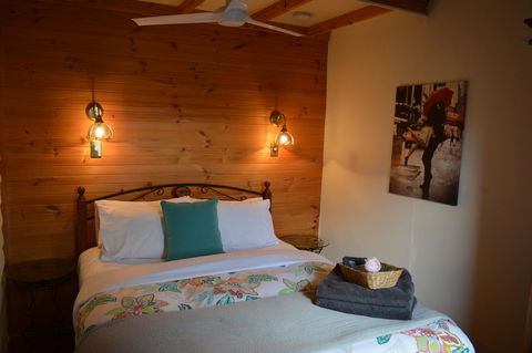 The Dragonfly Inn - Accommodation Asia 6