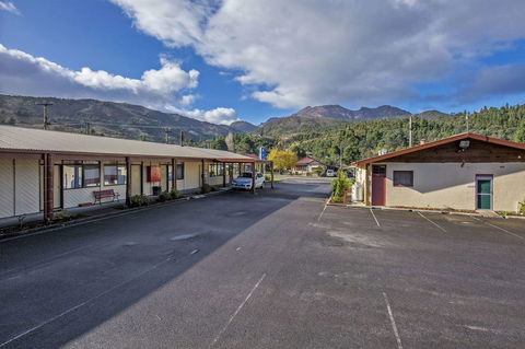 Gold Rush Inn - Accommodation Asia 1