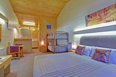 Gold Rush Inn - Accommodation Asia 17