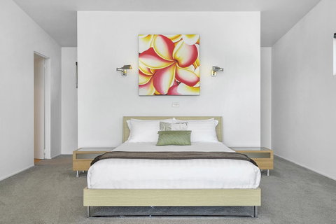 Sunset Bay Escape - Accommodation Guide 15