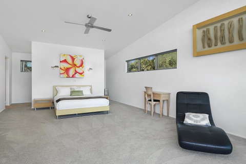 Sunset Bay Escape - Accommodation Guide 16