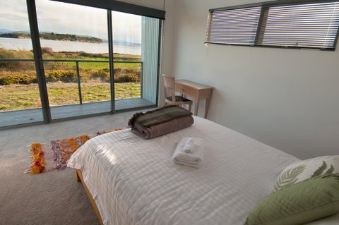 Sunset Bay Escape - Accommodation Guide 44