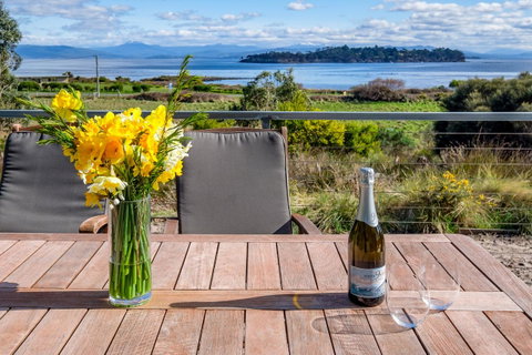 Sunset Bay Escape - Accommodation Guide 8