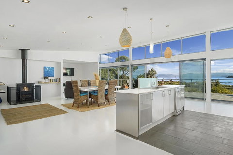 Sunset Bay Escape - Accommodation Guide 21