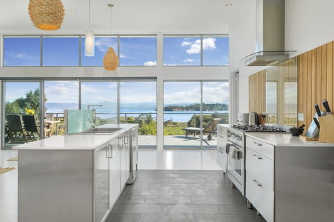 Sunset Bay Escape - Accommodation Guide 22