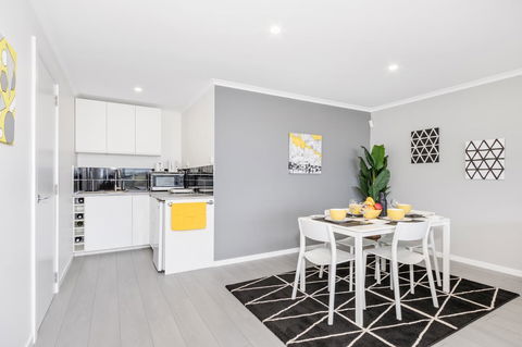 Views Forever - Devonport - Accommodation Asia 7