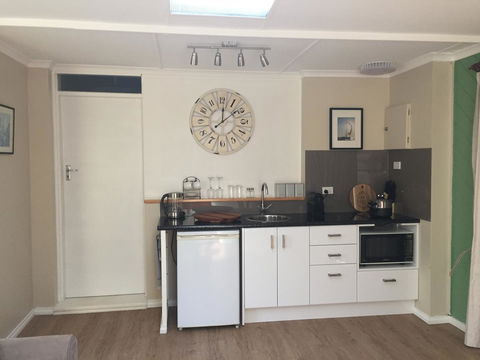 Amble\'a\'While On Tamar - Accommodation Asia 31