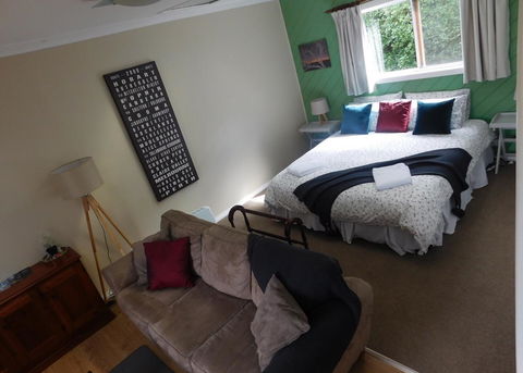 Amble\'a\'While On Tamar - Accommodation Asia 12