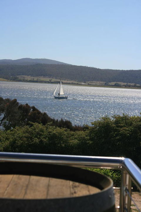 Amble\'a\'While On Tamar - Accommodation Asia 28