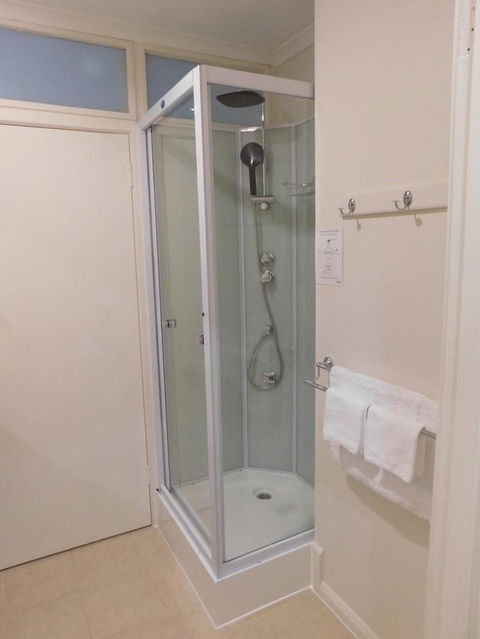 Amble\'a\'While On Tamar - Accommodation Asia 18