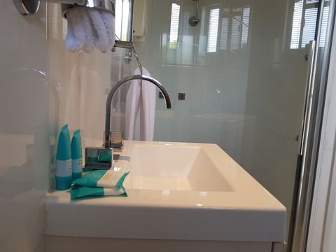Blue Seas Holiday Villas - Accommodation Asia 21