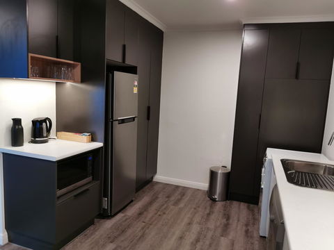 Youngtown Executive Apartments - 2BR Included, Free Parking & Wifi, Sofa Bed & Cot Fee Applies - Accommodation Asia 33