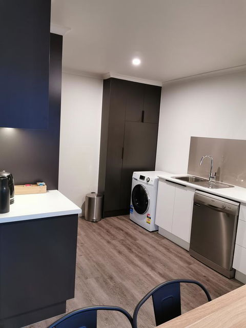 Youngtown Executive Apartments - 2BR Included, Free Parking & Wifi, Sofa Bed & Cot Fee Applies - Accommodation Asia 34