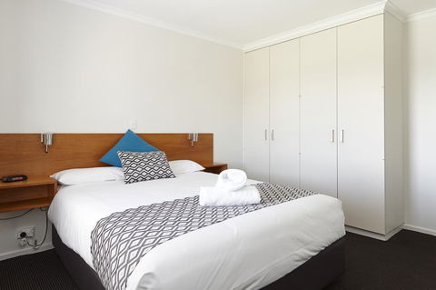 Elphin Serviced Apartments - Accommodation Asia 25