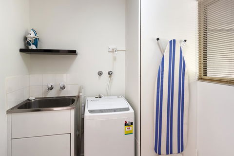 Elphin Serviced Apartments - Accommodation Asia 28