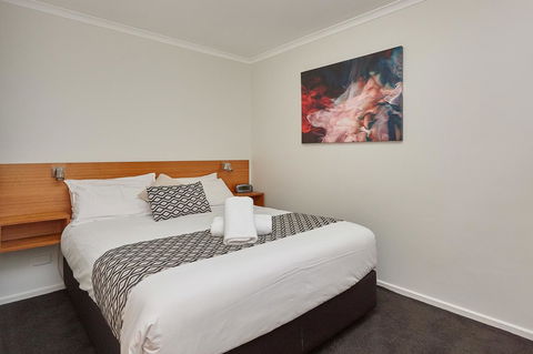 Elphin Serviced Apartments - Accommodation Asia 2
