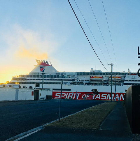 Apartment 5ive - Accommodation Asia 13