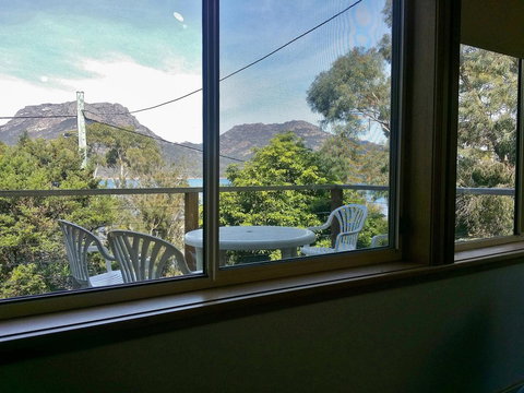 Freycinet Sanctuary 5 - Accommodation Asia 9