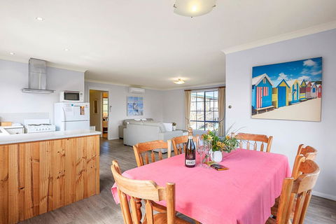 Omaroo Cottage Bruny Island - Accommodation Asia 7