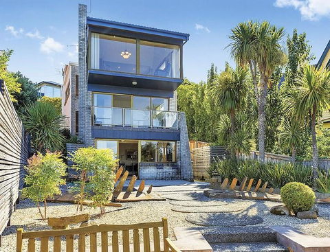 Sullivans Cove Apartments - Accommodation Guide 15